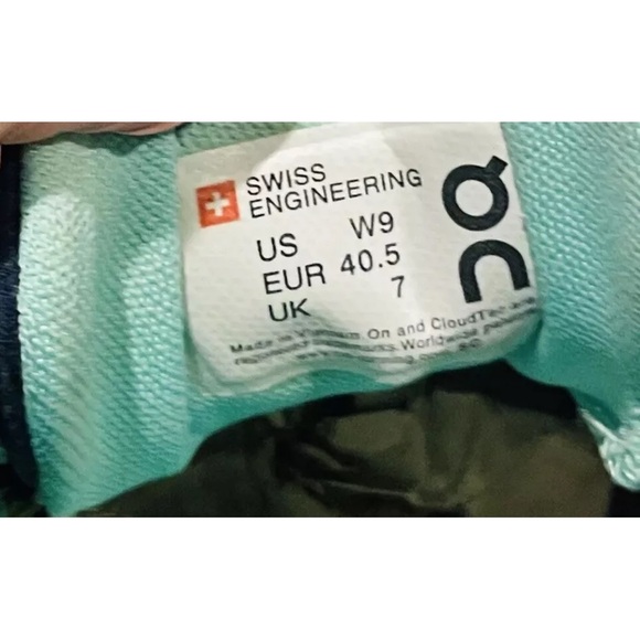 Size 9 - On Cloud 5 baby blue - Picture 11 of 12